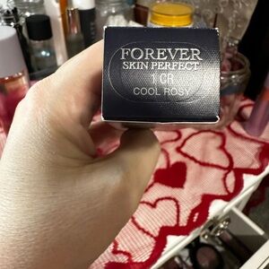 Forever Skin Perfect Foundation - 1CR Cool Rosy